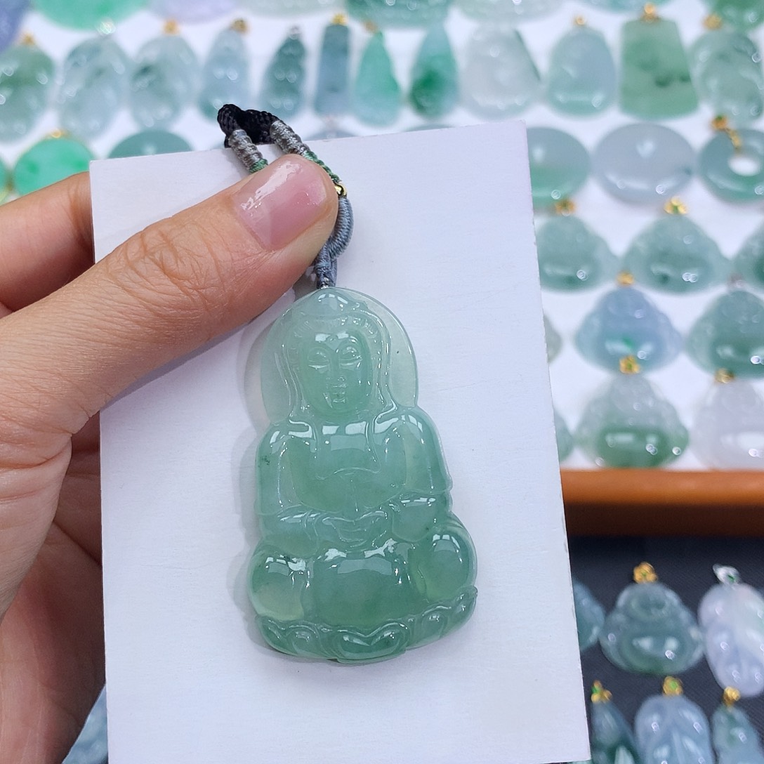 翡翠未镶嵌颈饰翡翠吊坠