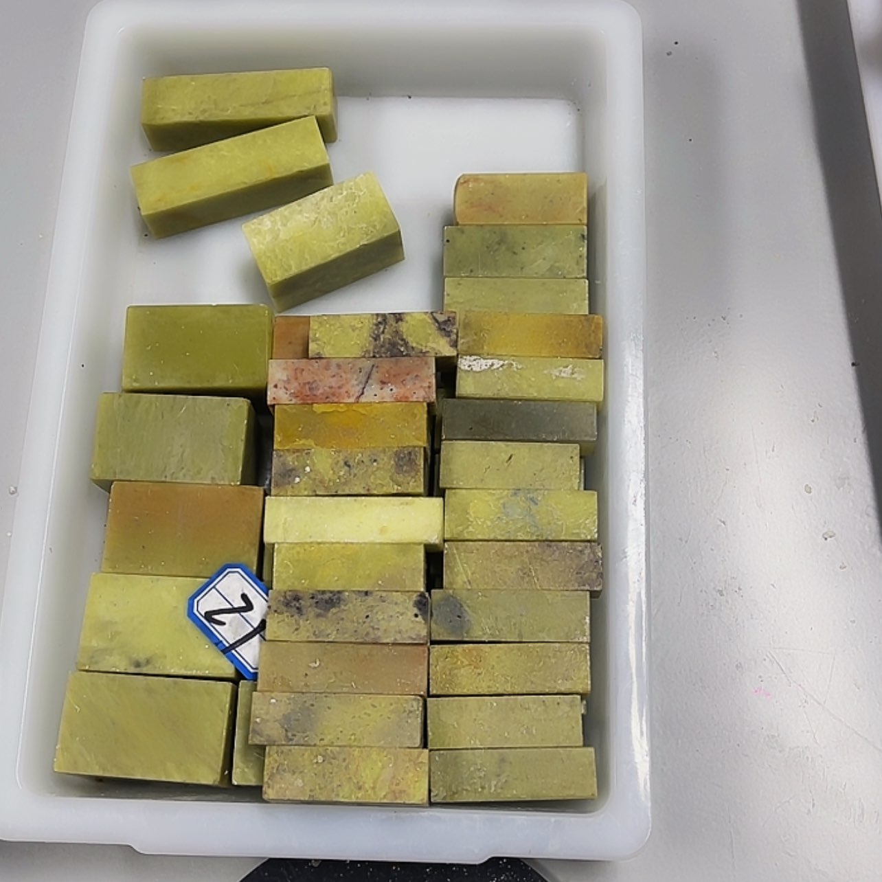 【闪购商品】青田石印石黄*青田瑕疵编号21