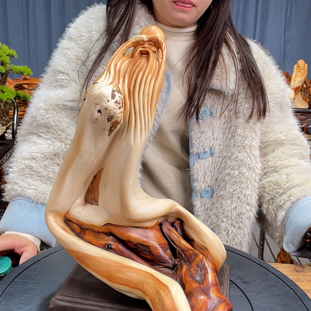 柏木（崖柏）随型艺术根雕