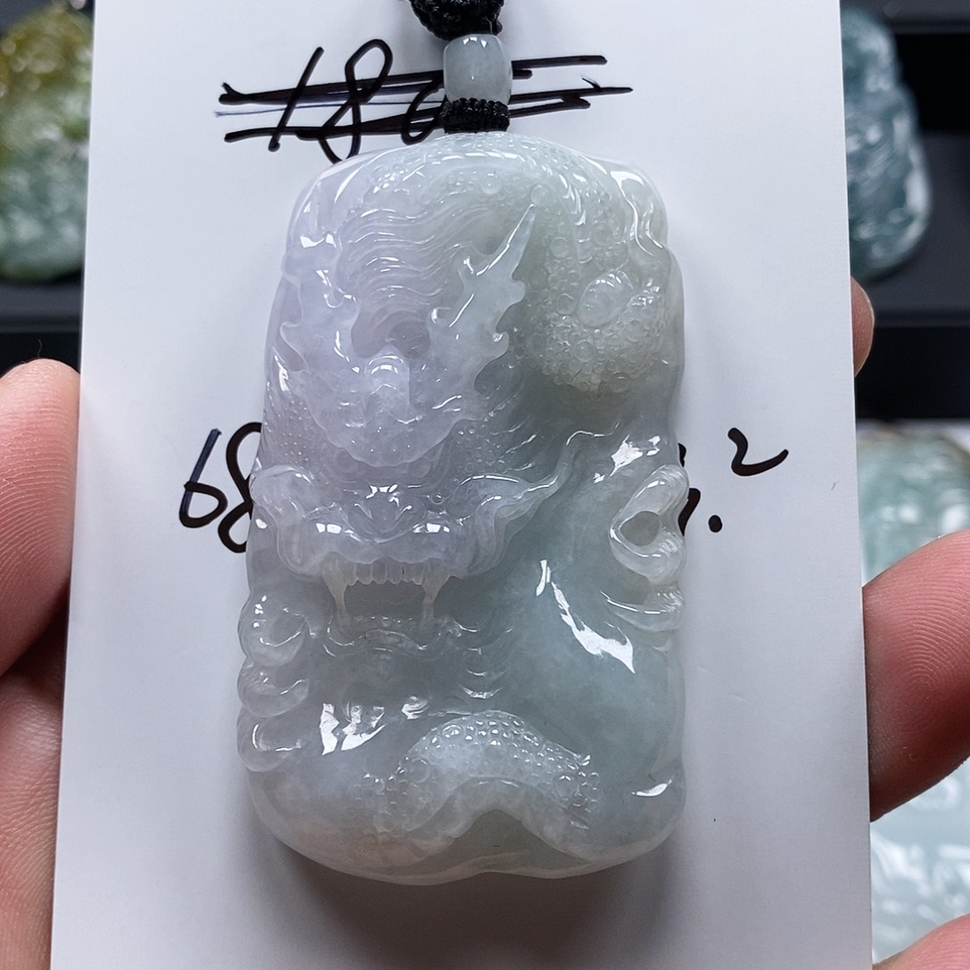 颈饰未镶嵌翡翠挂件