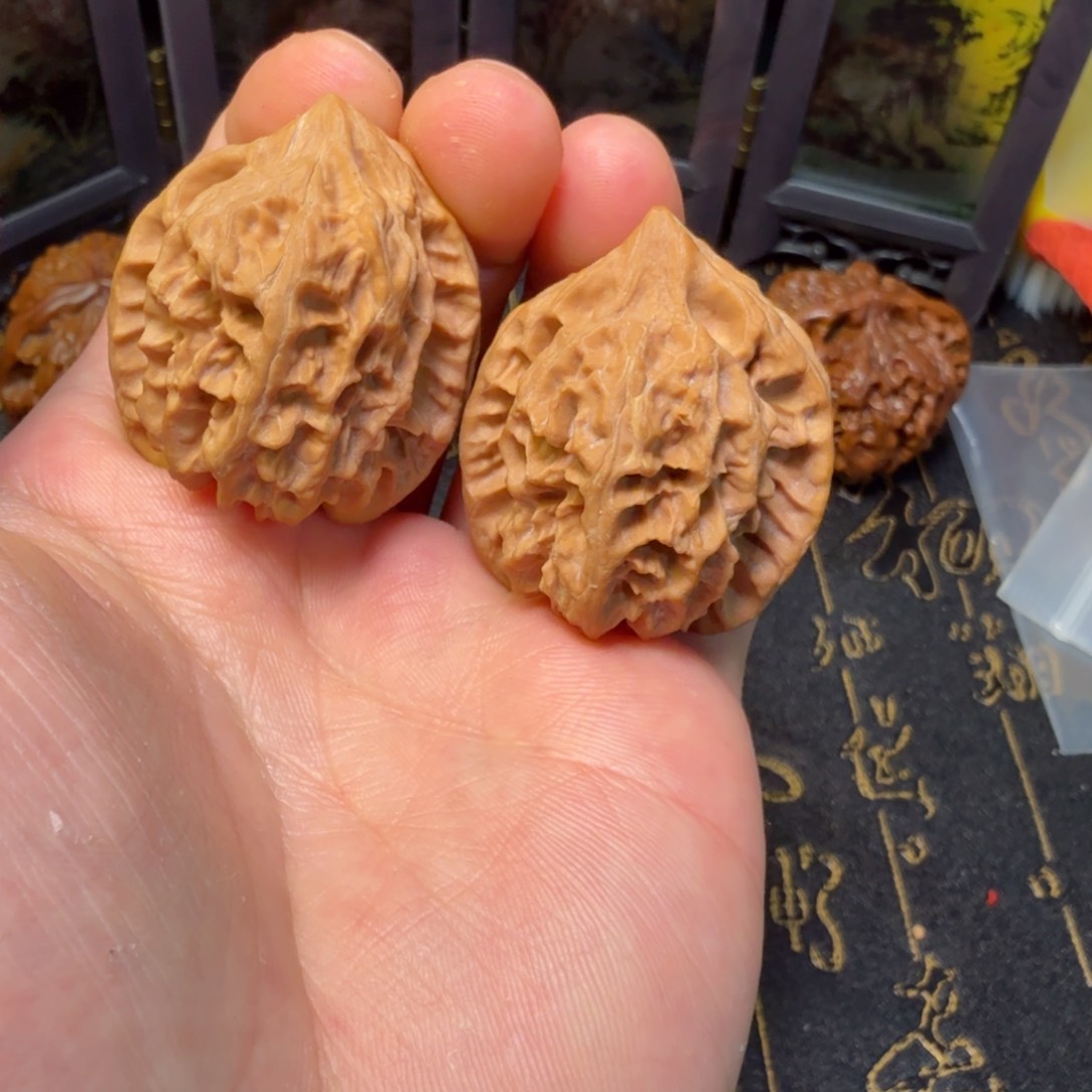 文玩核桃吊坠曹大龙34