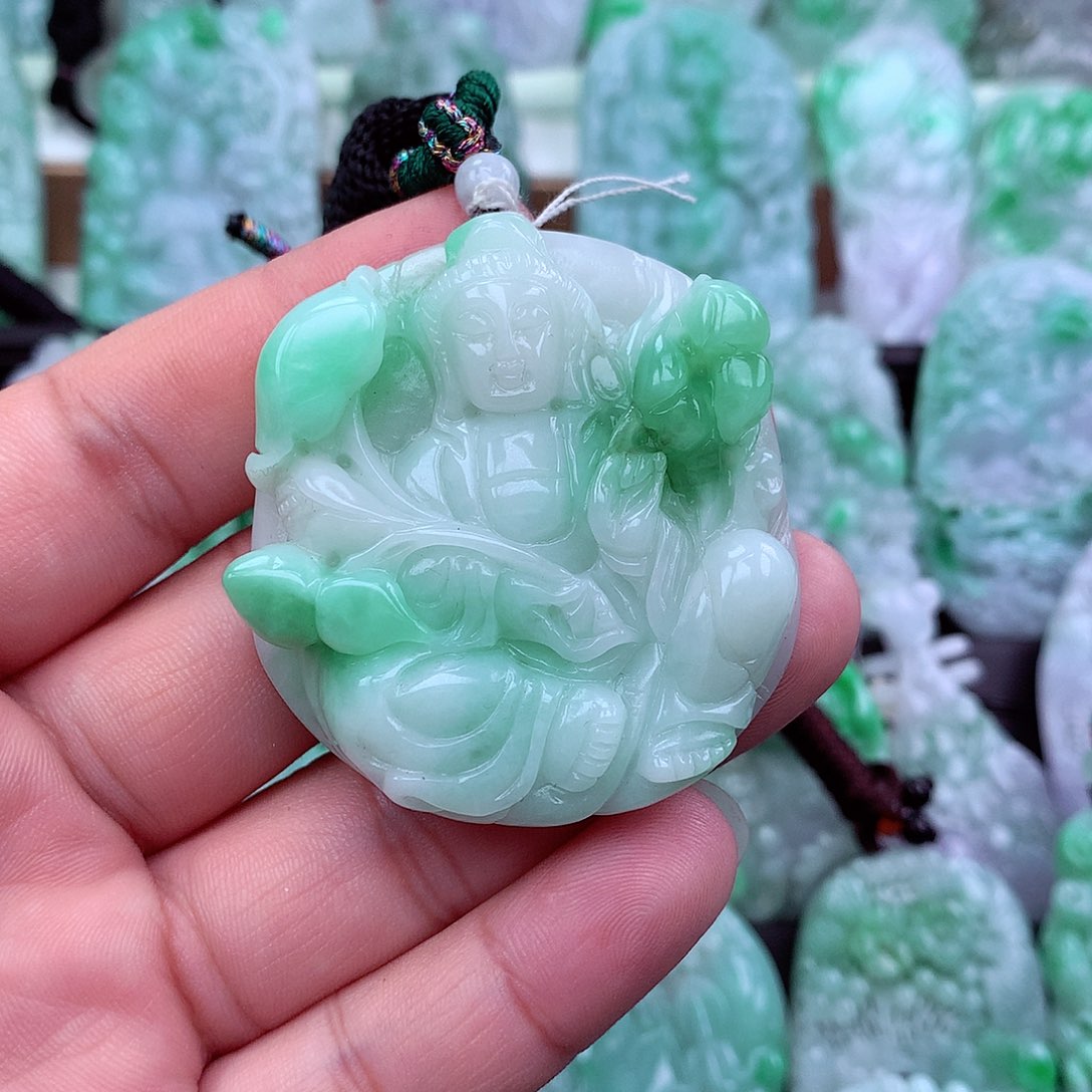 翡翠吊坠(不含链)未镶嵌