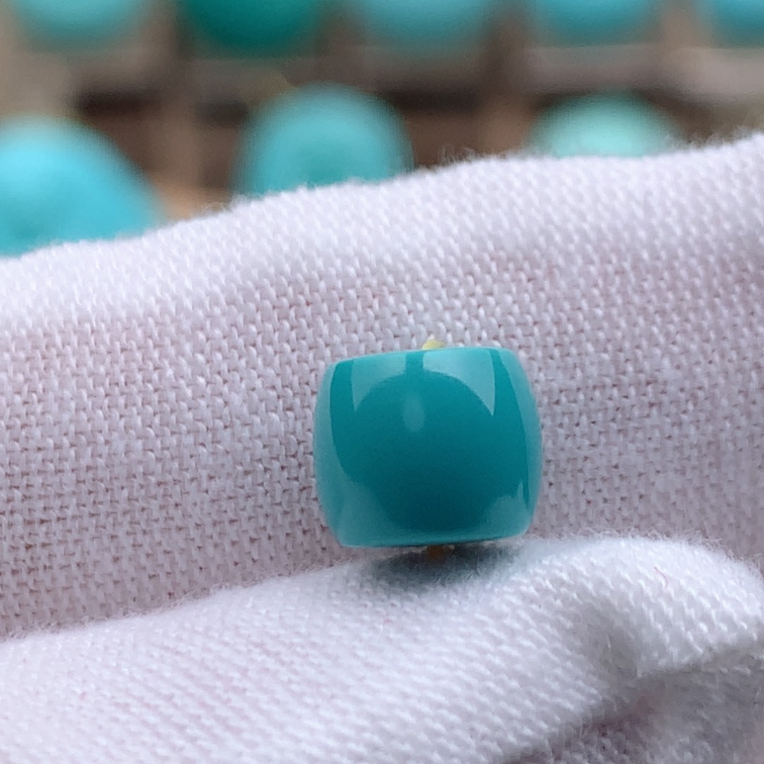 绿松石未镶嵌珠宝奇石7.4mm