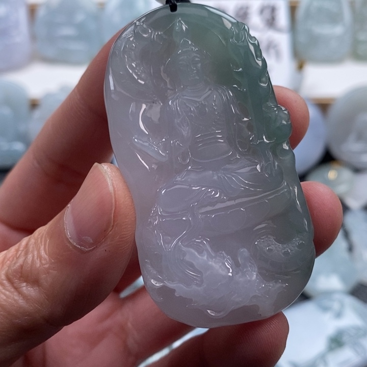 翡翠颈饰未镶嵌聂翡翠