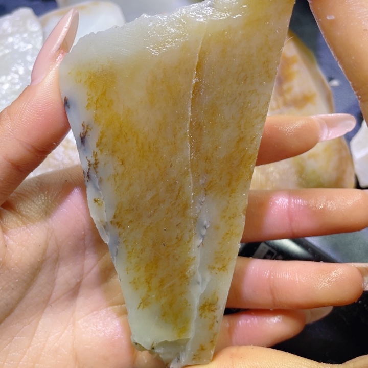 和田玉未镶嵌珠宝半成品