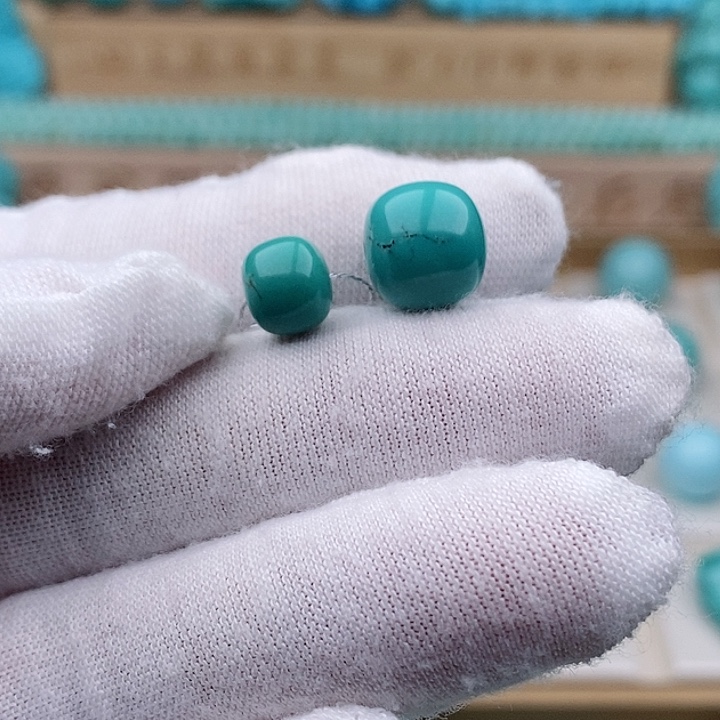 绿松石珠宝奇石未镶嵌一****受