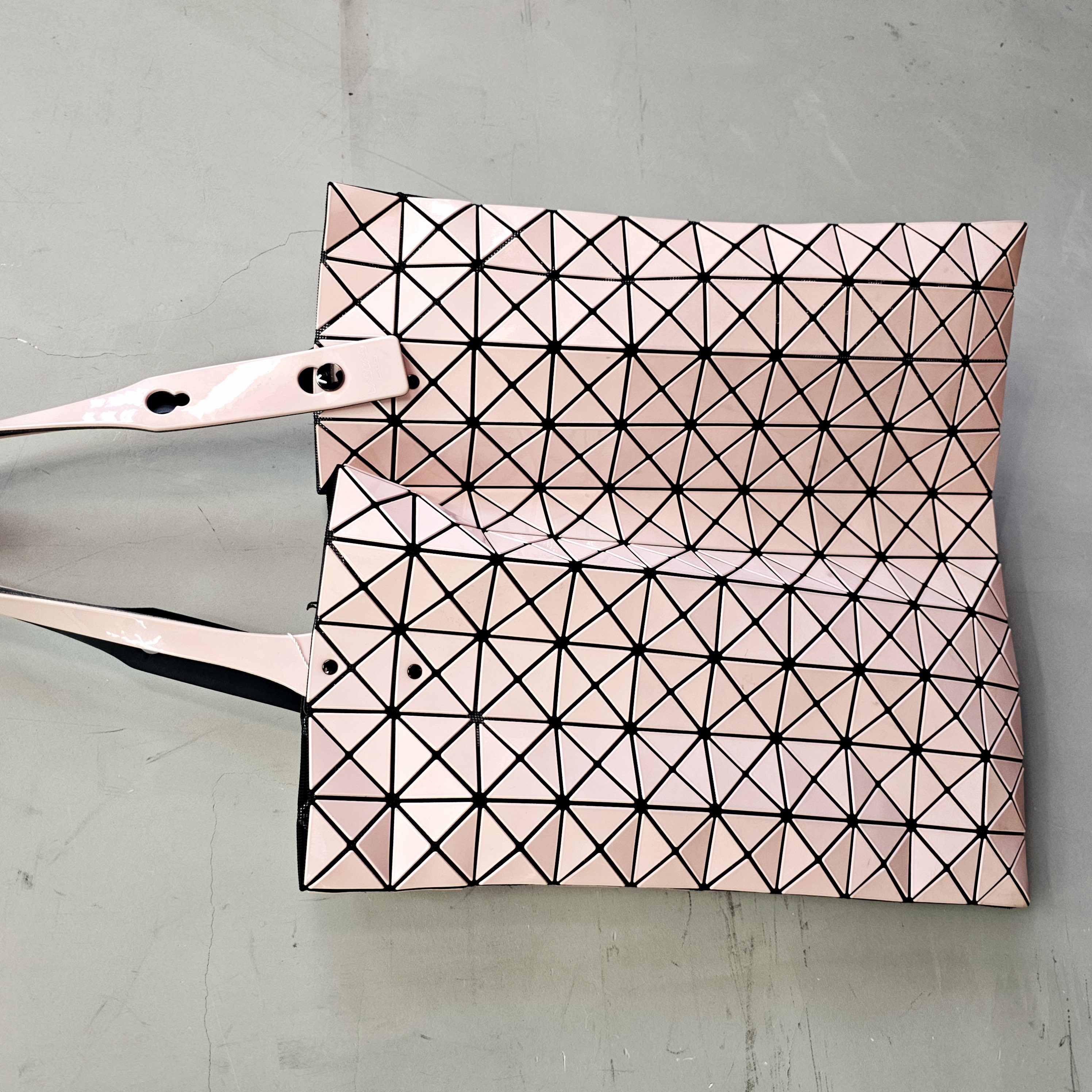 95新 Issey Miyake/三宅一生 【文子姐专属】F426/粉色单肩/FB