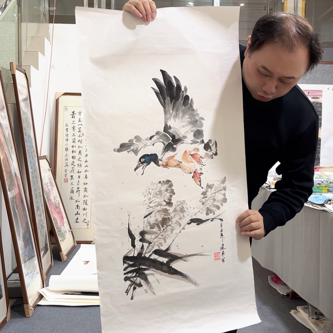 国画LT国画单幅任发