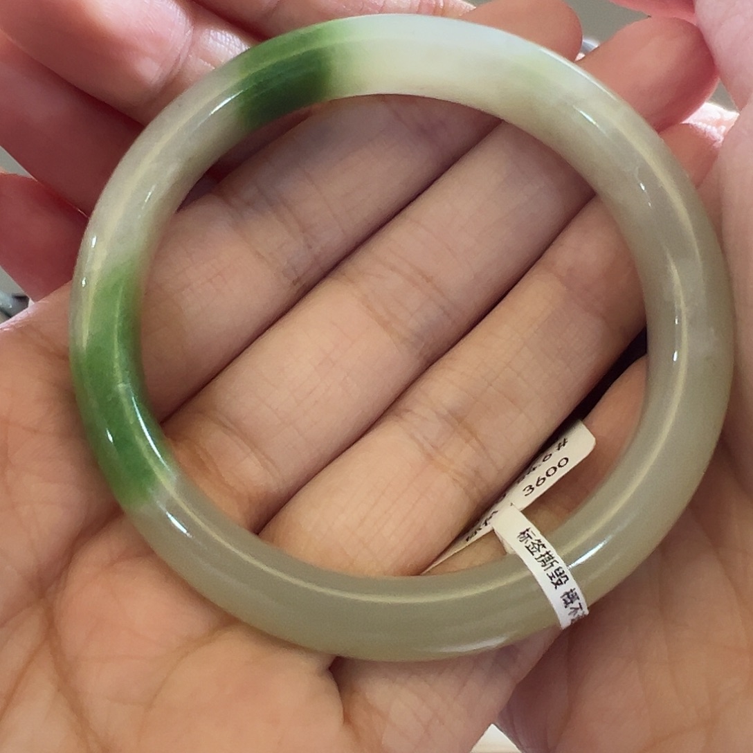 和田玉未镶嵌手镯54.6