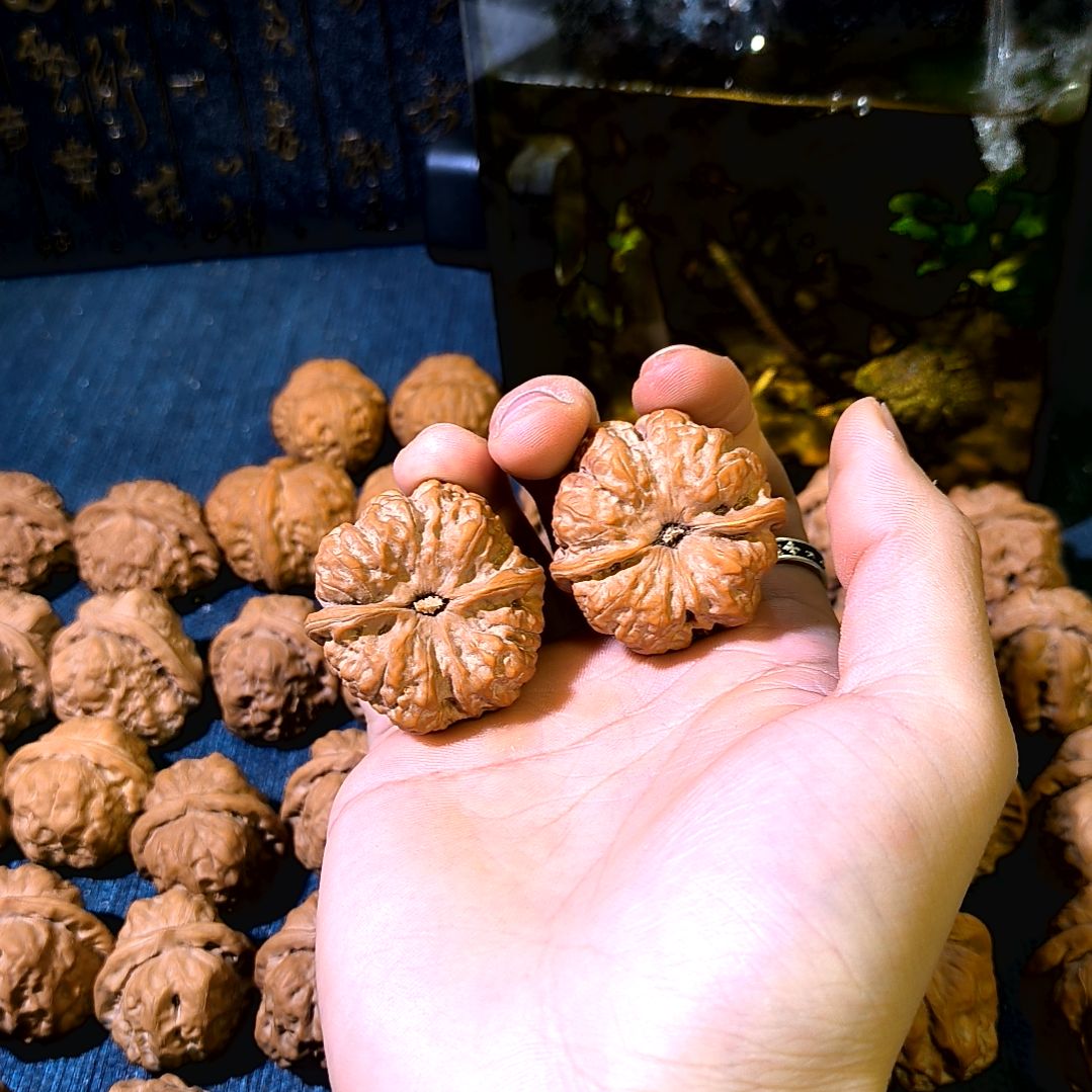 文玩核桃吊坠适**黛蛤蟆头