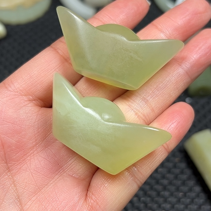 和田玉（糖玉）未镶嵌手链