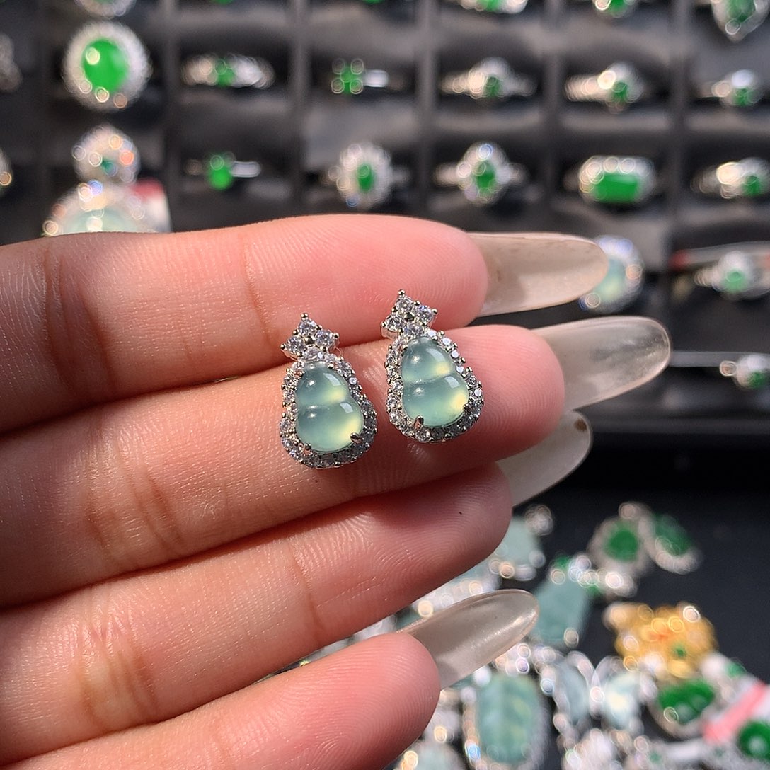 翡翠未镶嵌耳饰耳钉