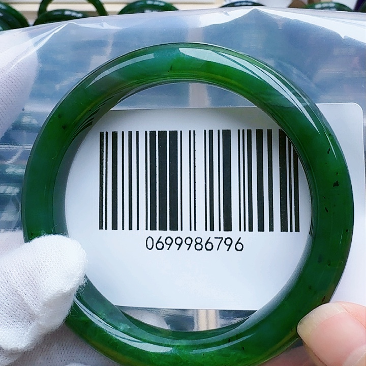 和田玉（碧玉）手镯未镶嵌60