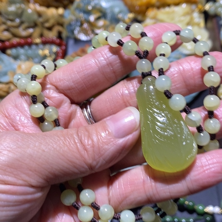 岫玉岫玉吊坠未镶嵌