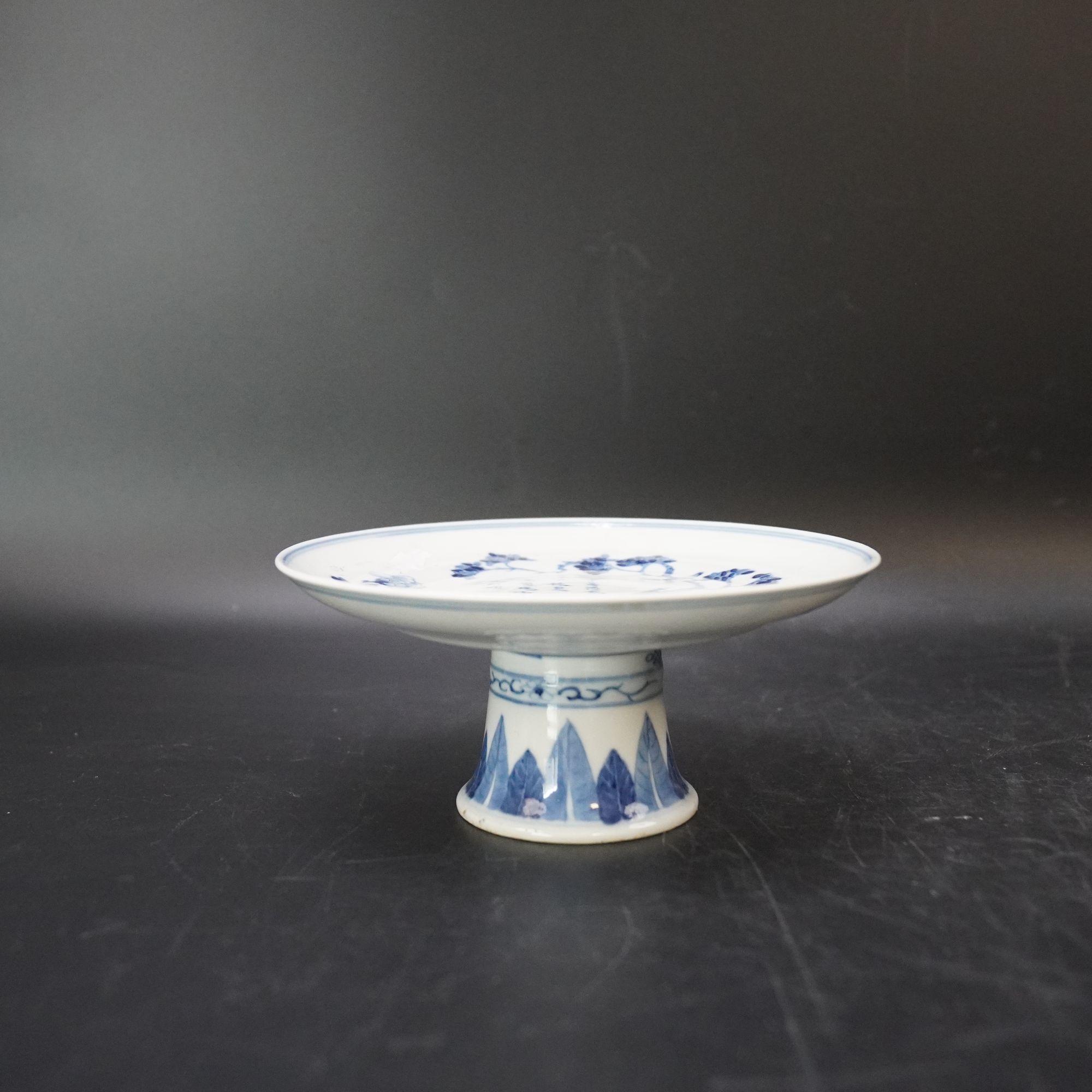 Lot.25120280民国青花花鸟纹高足贡盘 高：约8cm直径：约18.1cm