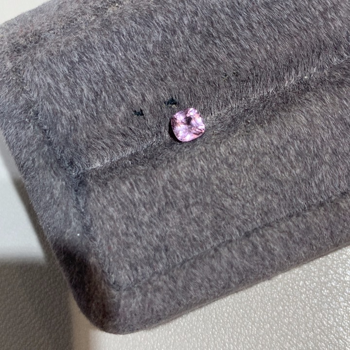 尖晶石裸石未镶嵌0.47克拉