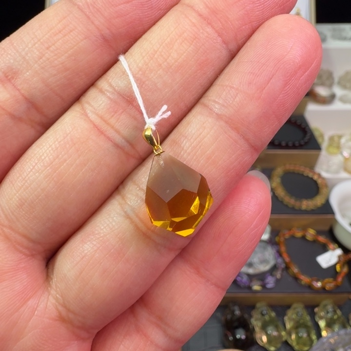 黄晶颈饰18K金镶嵌吊坠