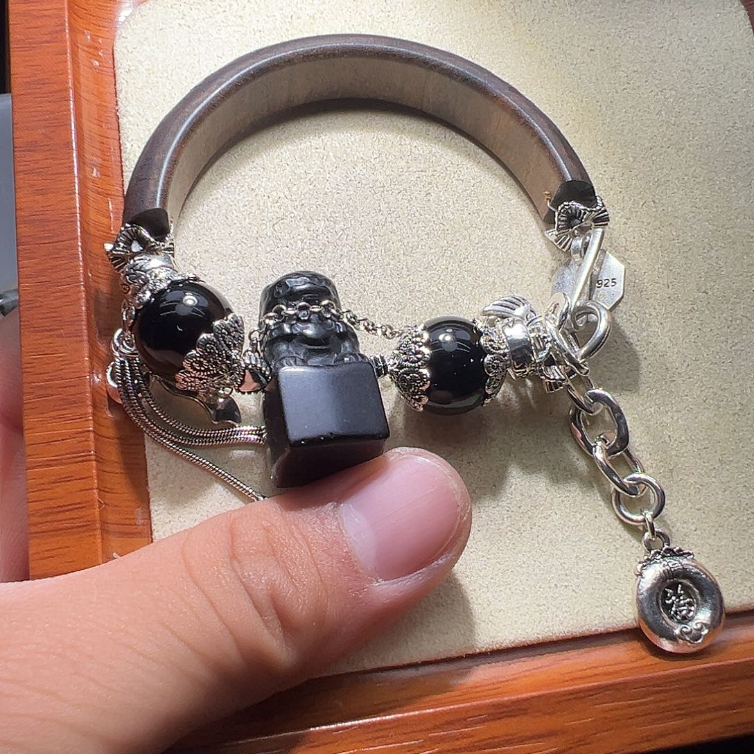 手链未镶嵌水晶水晶手链