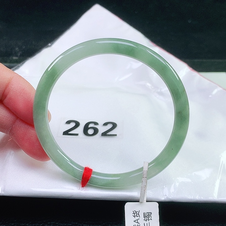 未镶嵌手镯（圆镯）翡翠262