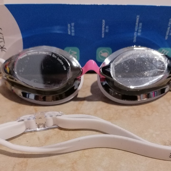 不防雾竞技成人儿童均可黑色泳镜电镀小框泳镜水家泳镜默认微瑕