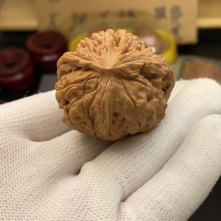 W***J吊坠文玩核桃瑕疵不退不换