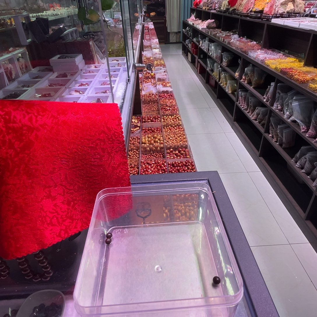 天然辰砂黑金砂卡6