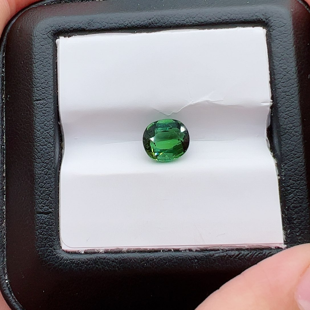 碧玺1.62克拉裸石未镶嵌