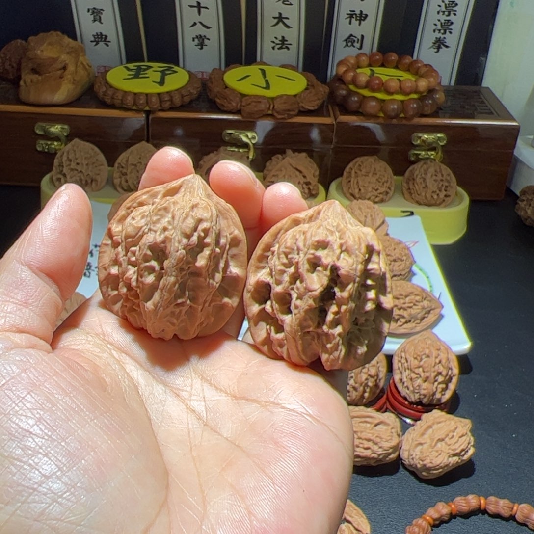 把件文玩核桃邪****?秦墩狮子头