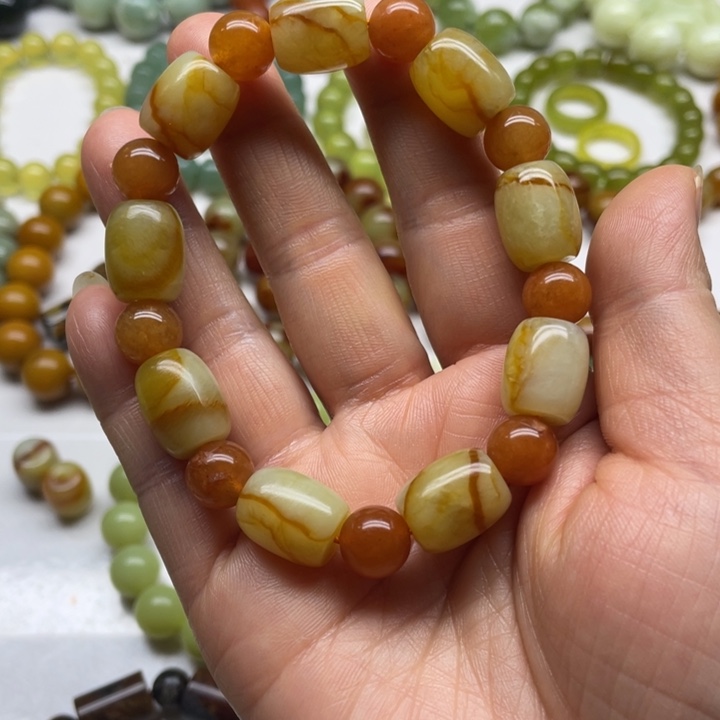 蛇纹石玉手串未镶嵌