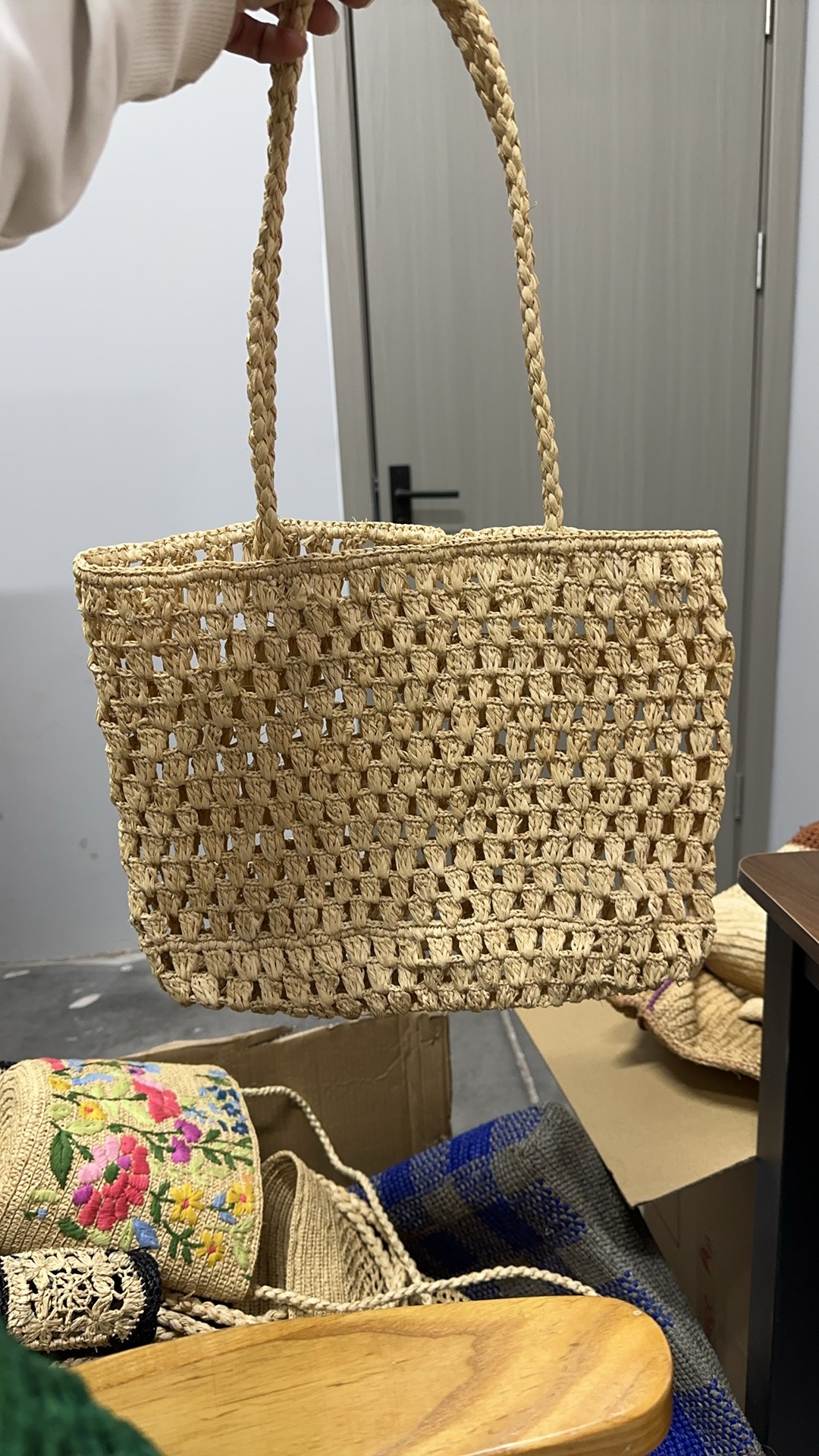 【日常】拉菲草手工编织包包