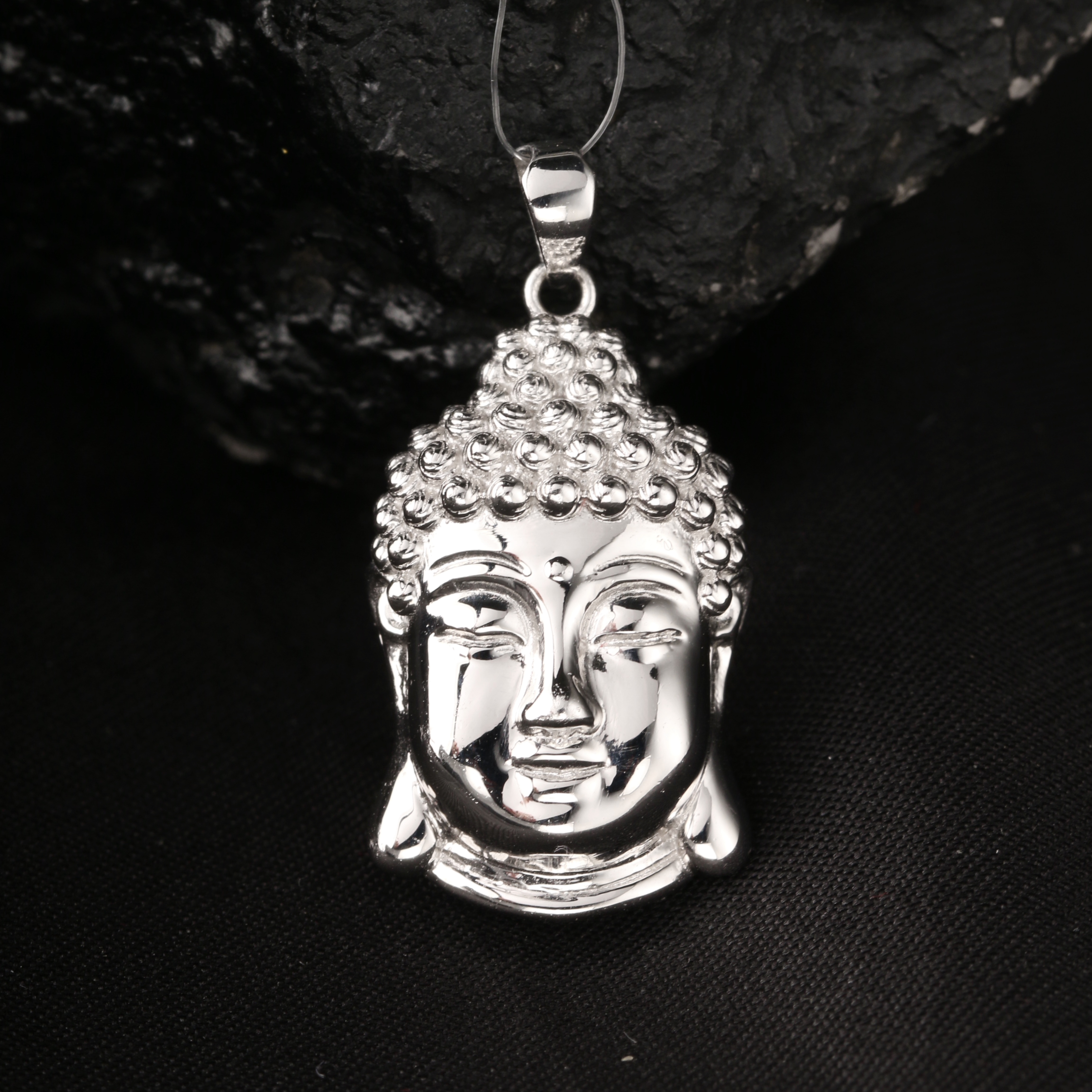 Pt950铂金白金佛头吊坠镂空封底时尚挂坠立体