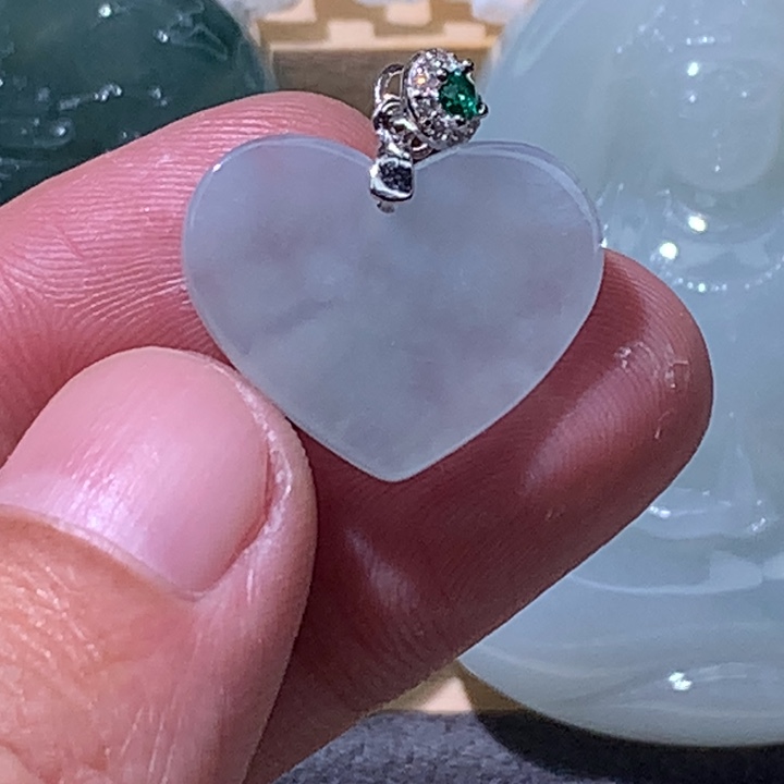 翡翠未镶嵌颈饰炸/无事牌