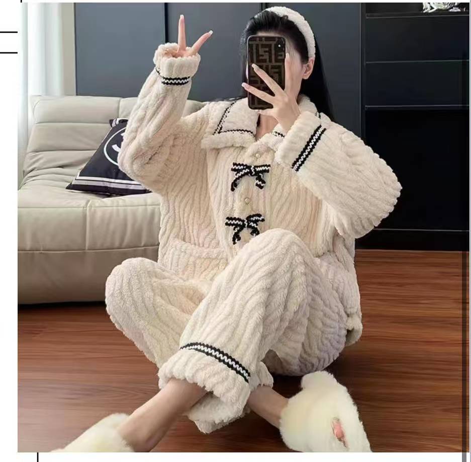 （秋冬上新）长袖女珊瑚绒家居服学生小香风宽松蝴蝶结开衫睡衣套装