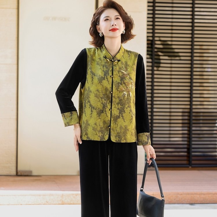 中老年妈妈装女装2025春秋季新款国风妈妈大码套装丝绒三件套