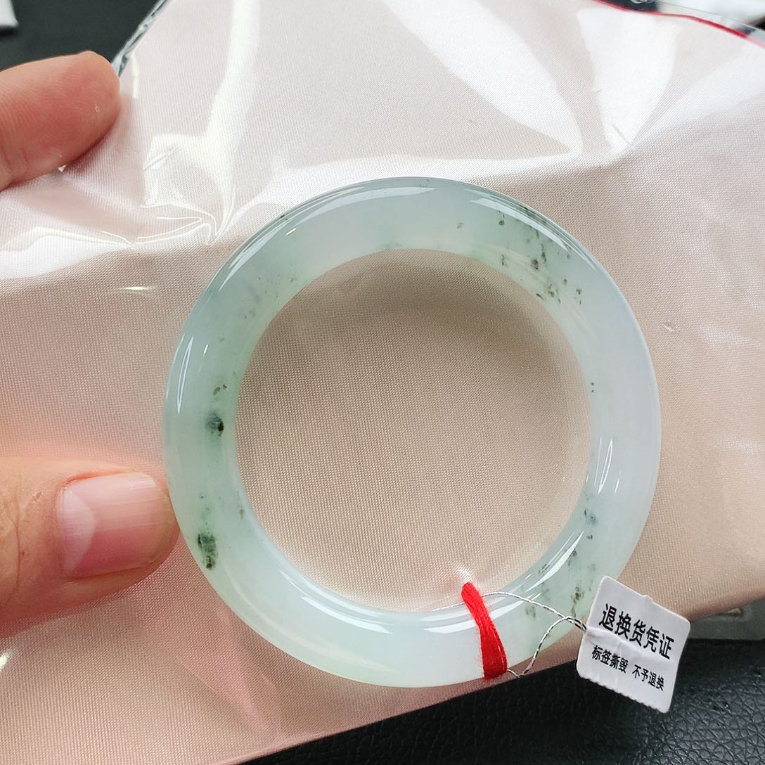 未镶嵌手镯翡翠天然翡翠手镯