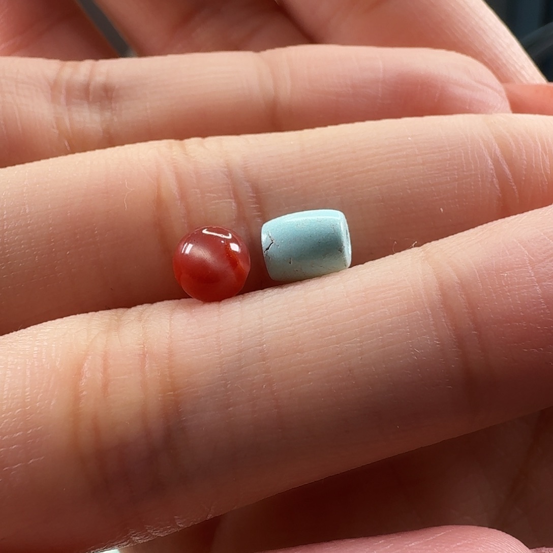 南红玛瑙未镶嵌吊坠(不含链)桶珠