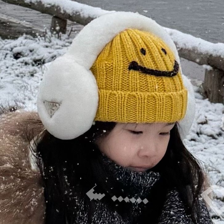 大金定制大金定制巨可爱黄色笑脸针织弹力护耳帽
