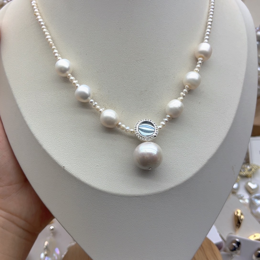 颈饰淡水珍珠未镶嵌