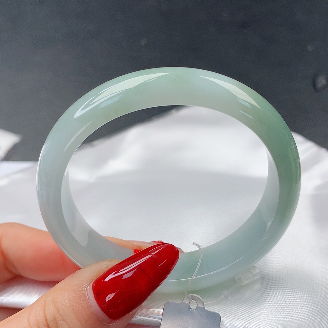 翡翠手镯未镶嵌70贵妃53.6