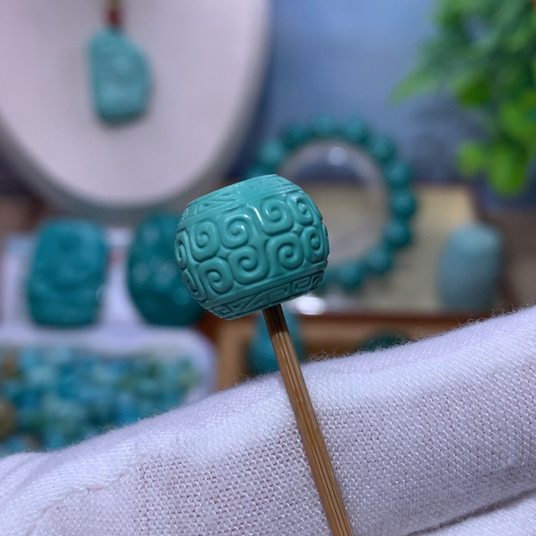 绿松石未镶嵌珠宝奇石695