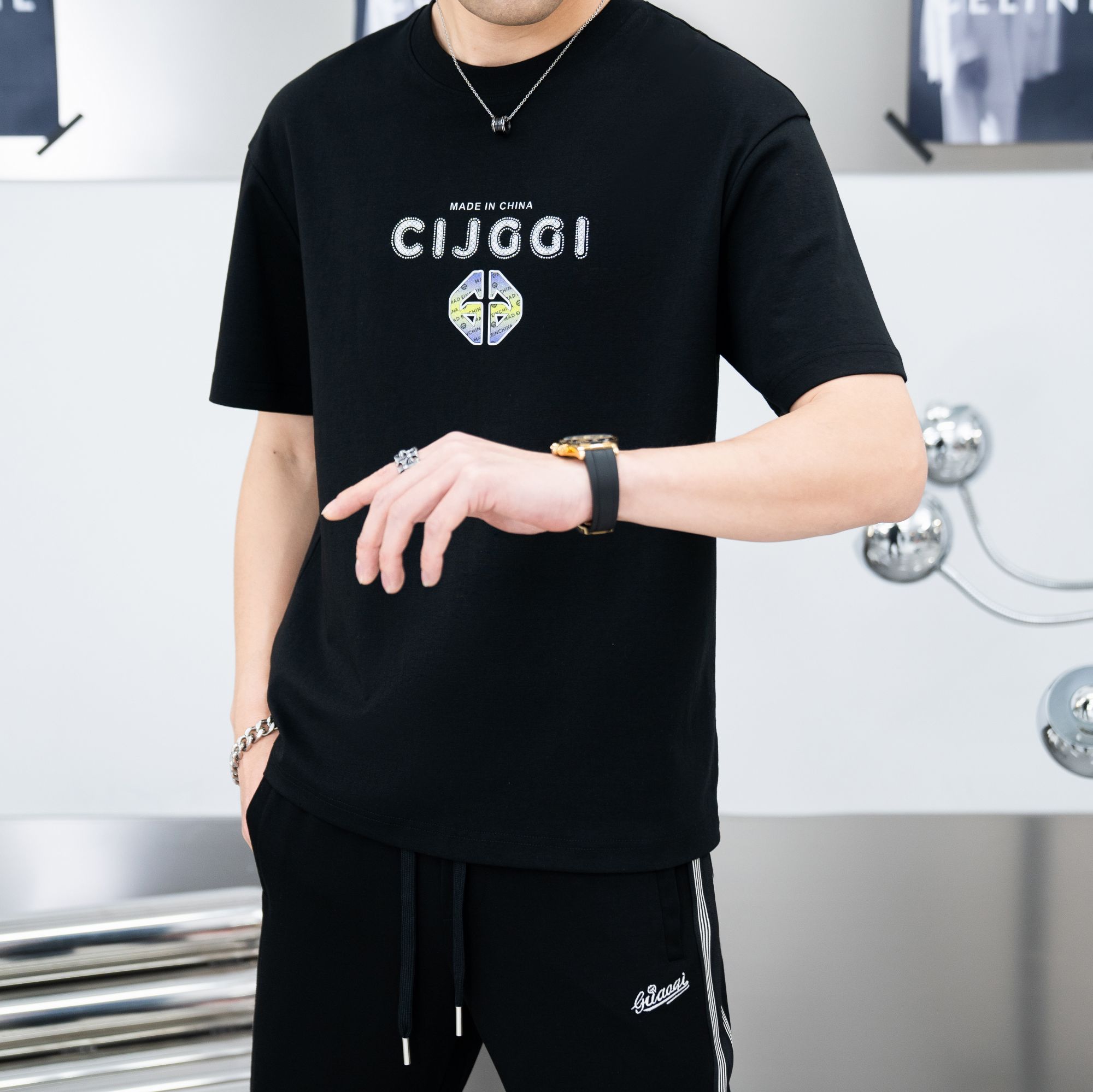 古奥琪G066夏季简约少年感圆领T恤衫修身休闲短袖袖男装字母印花