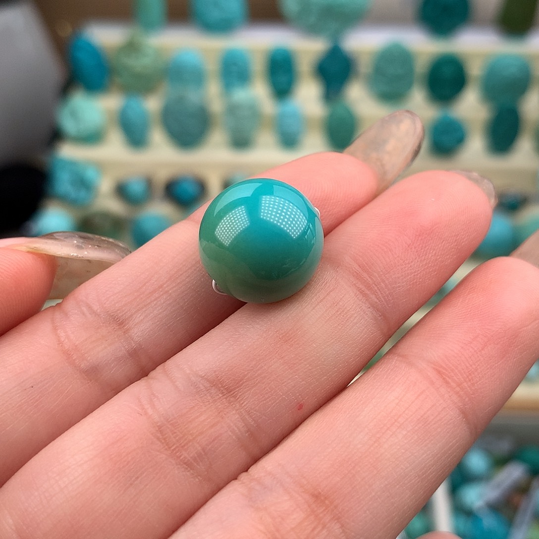 绿松石未镶嵌珠宝奇石14