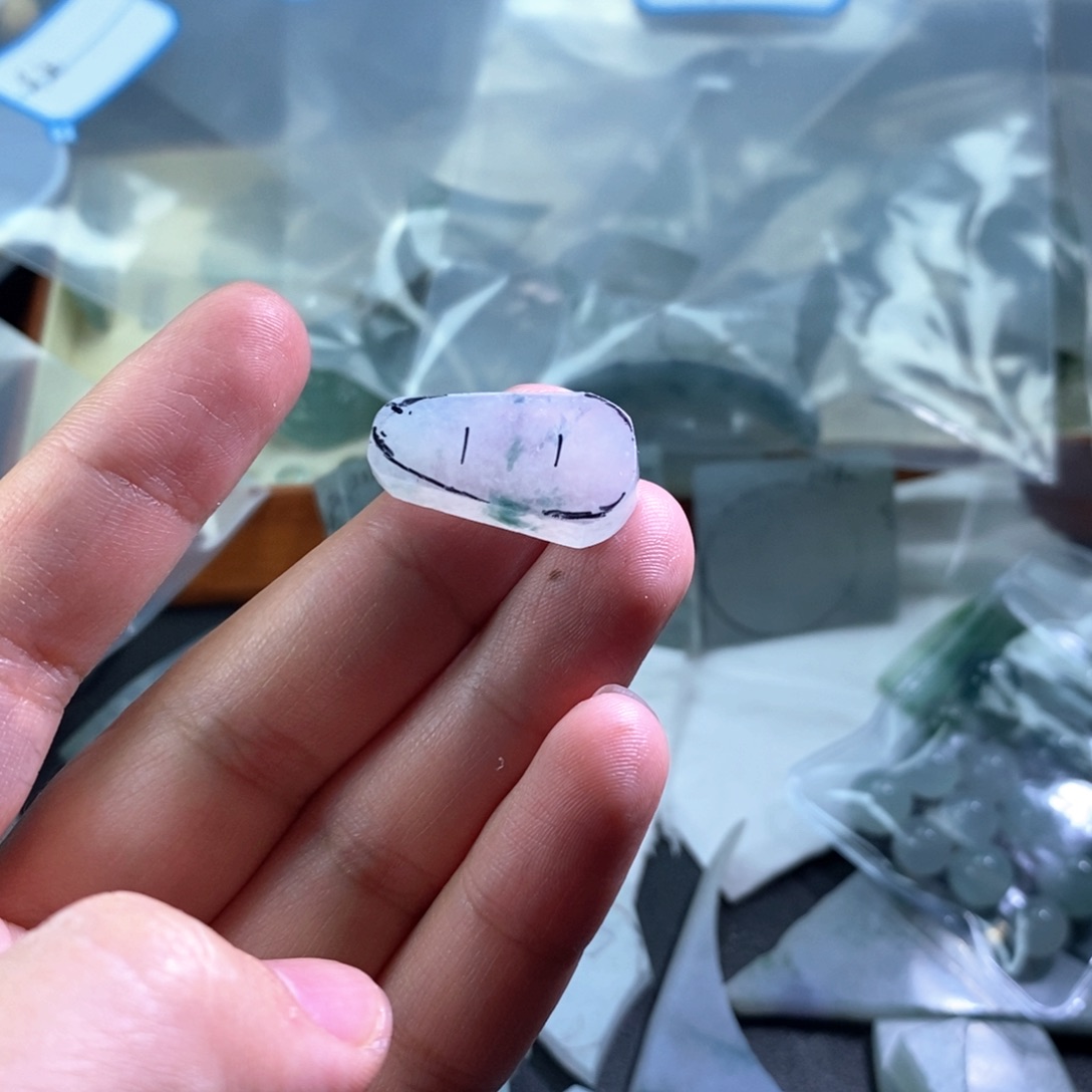 ぐ***）翡翠未镶嵌颈饰定制