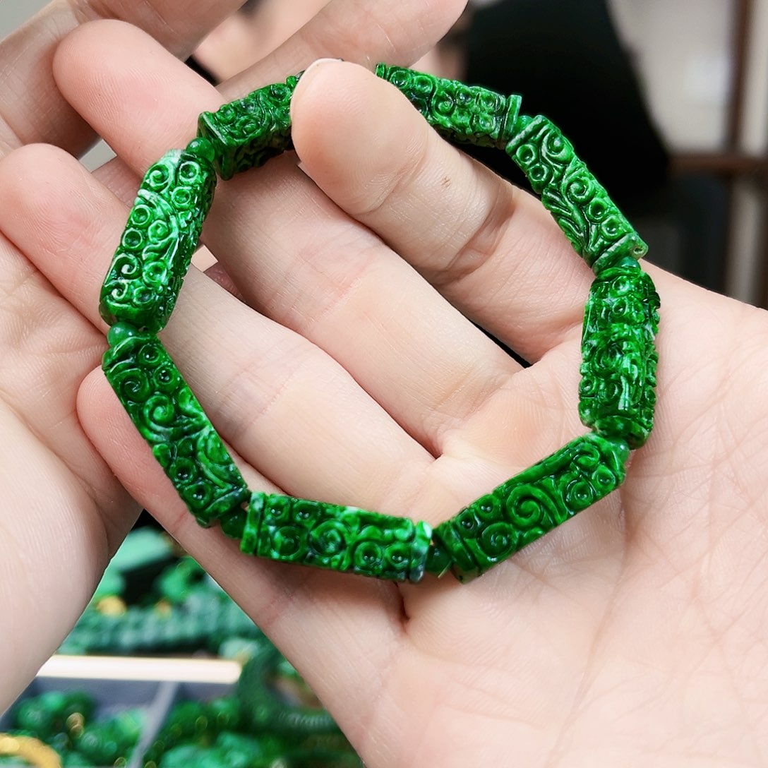 翡翠手链未镶嵌手链