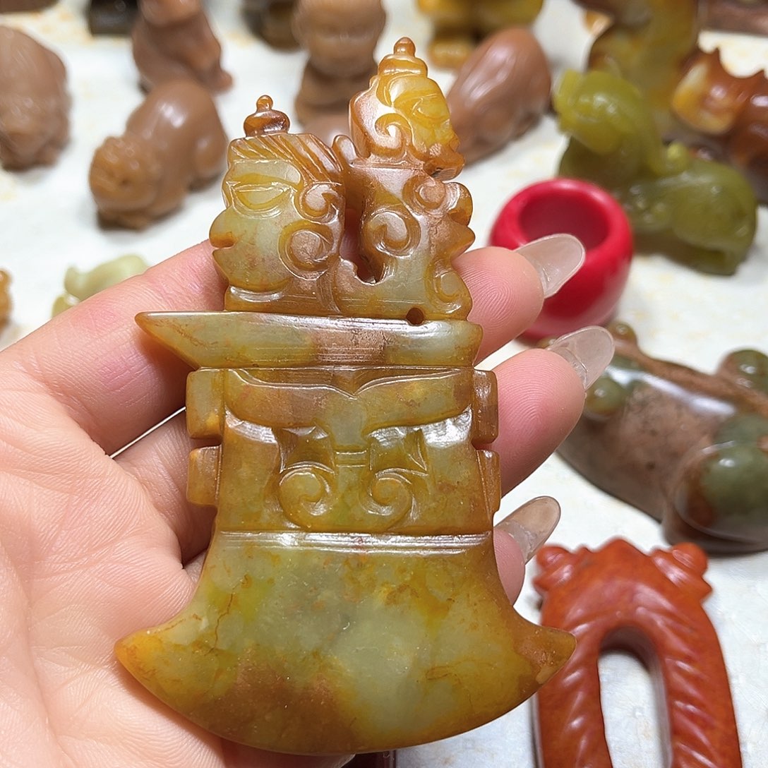 白玉菩提吊坠白玉菩提吊坠