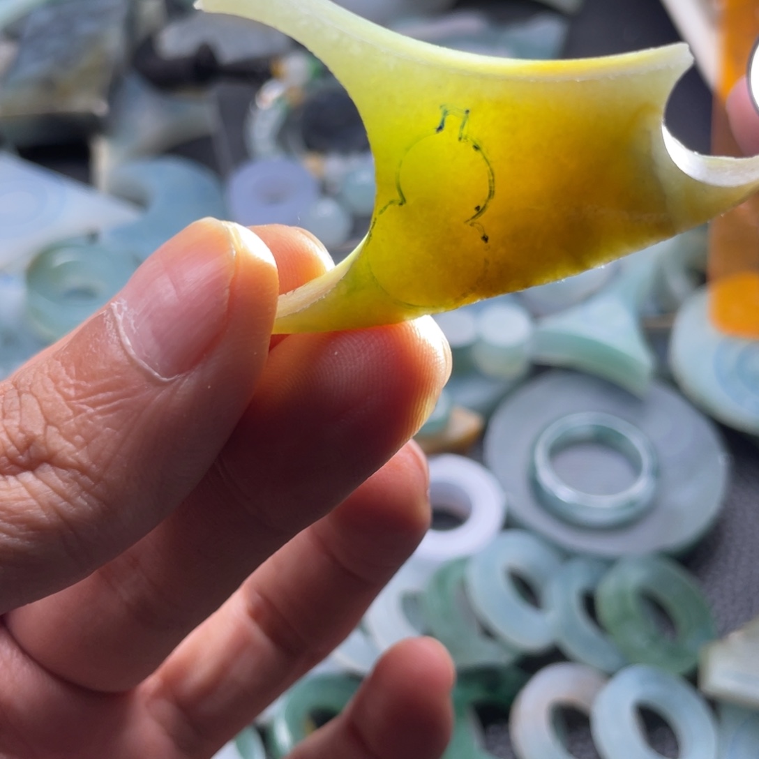 定制翡翠未镶嵌天然翡翠