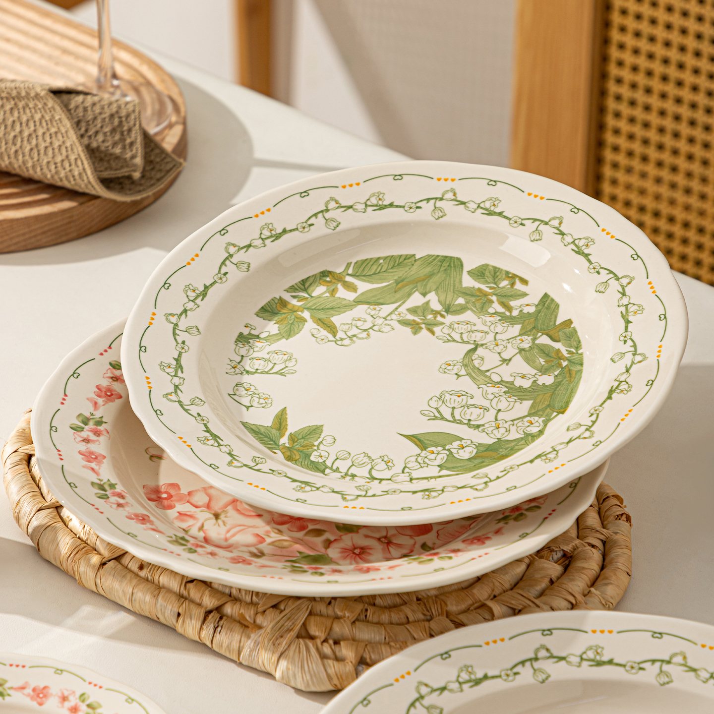 【花间时光】10英寸浅盘1个装陶瓷釉下彩餐具易清洗