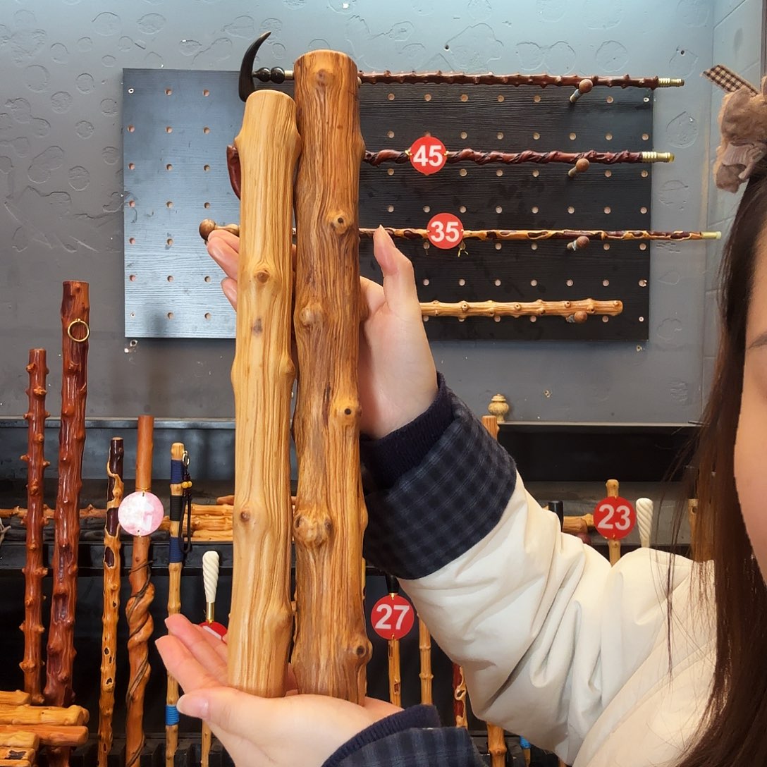 葫***人40公分左右长，手把件