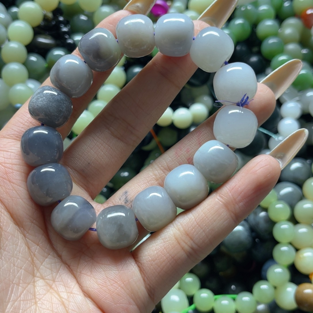 和田玉手链未镶嵌