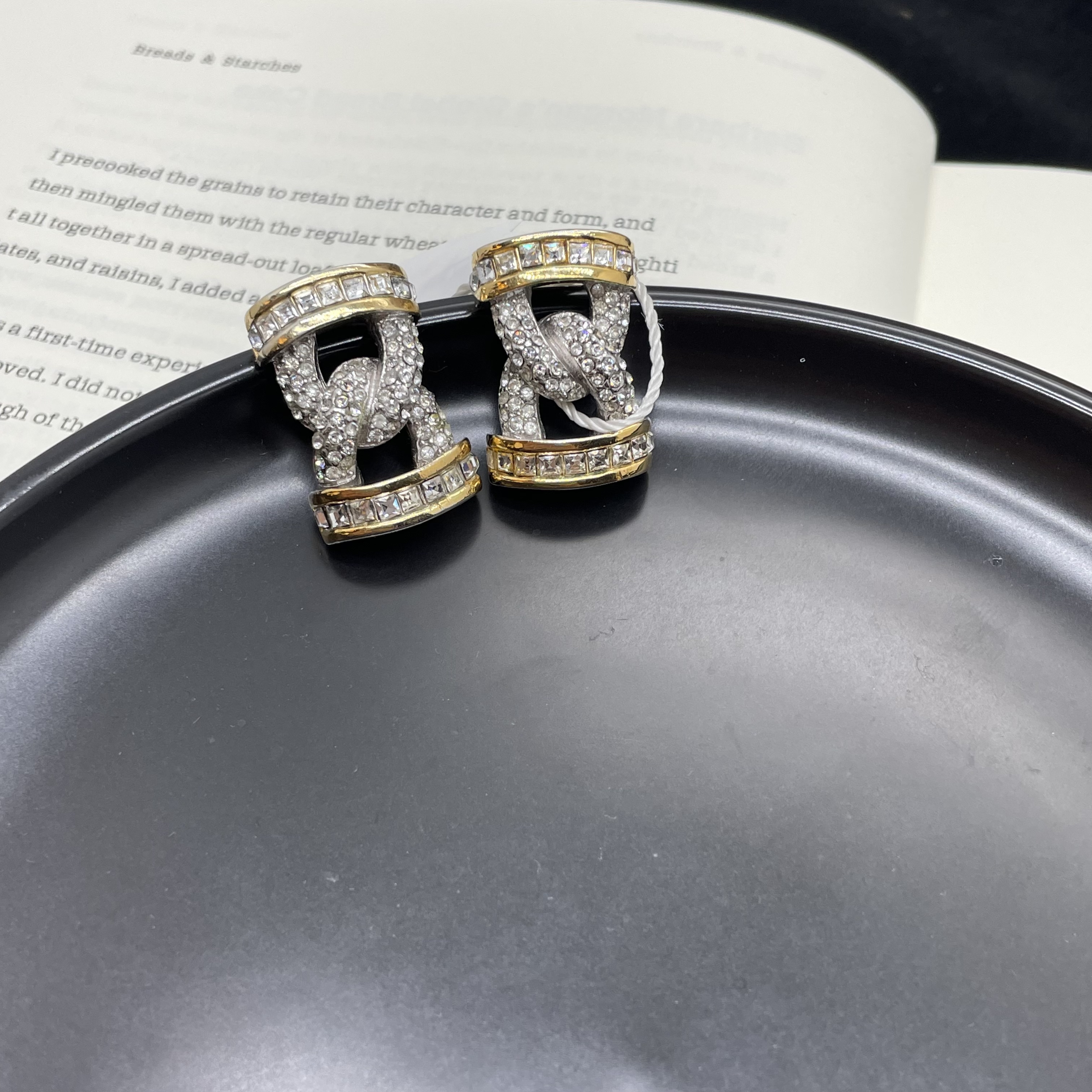 95新 DIOR/迪奥 金银撞色沙漏耳夹/d01558